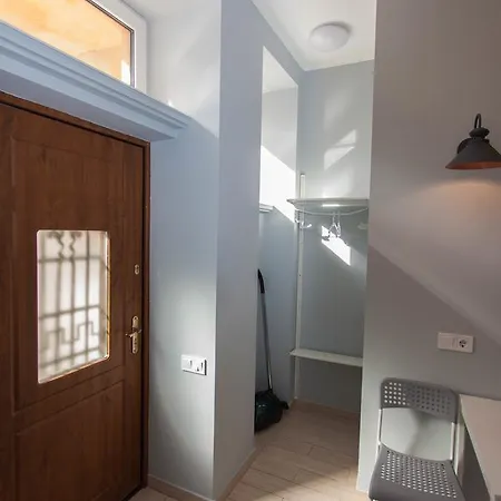 Lägenhet Snizhna 4 *